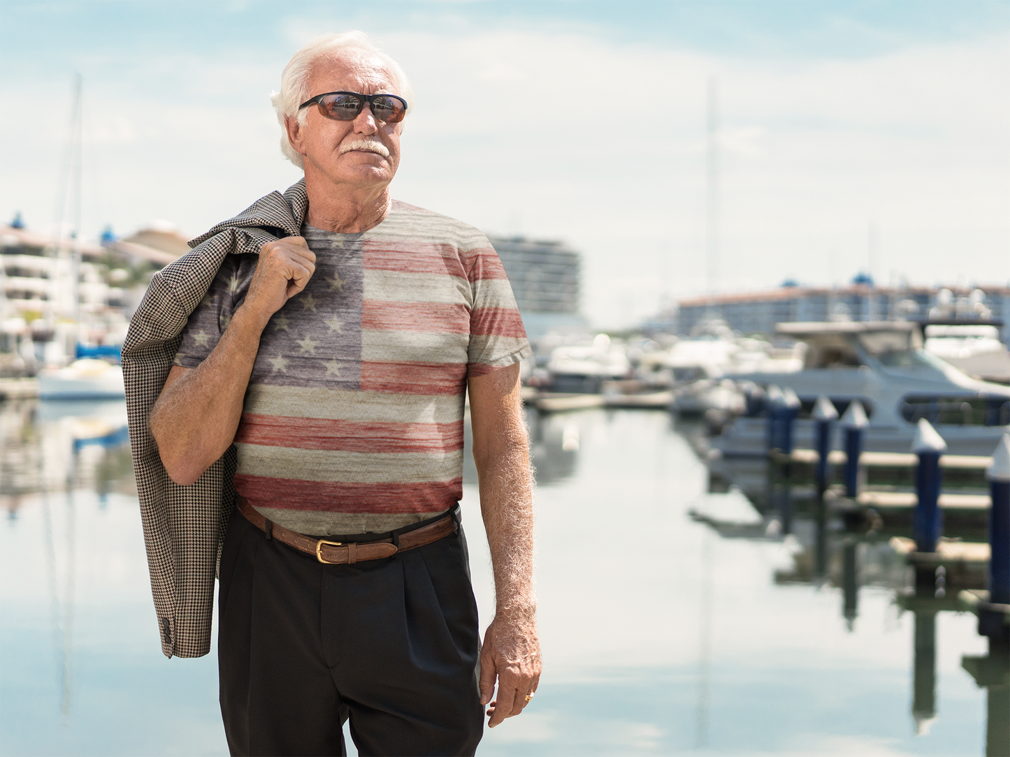 USA American Flag T-Shirt, Realistic-Looking Flag Fabric